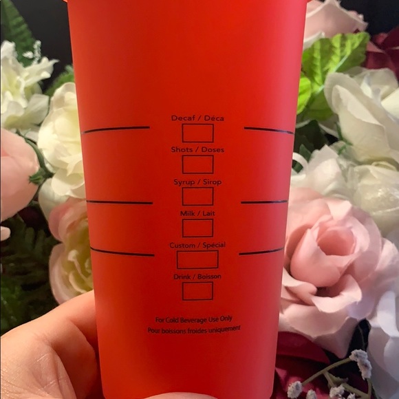 Color -Changing Reusable cold cups - Picture 2 of 3